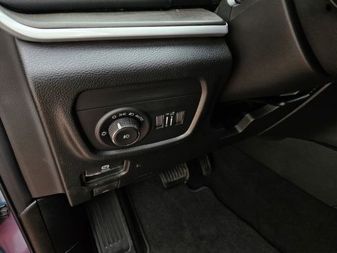 New 2026 Jeep Grand Cherokee Limited w/ Limited Altitude Package image 17