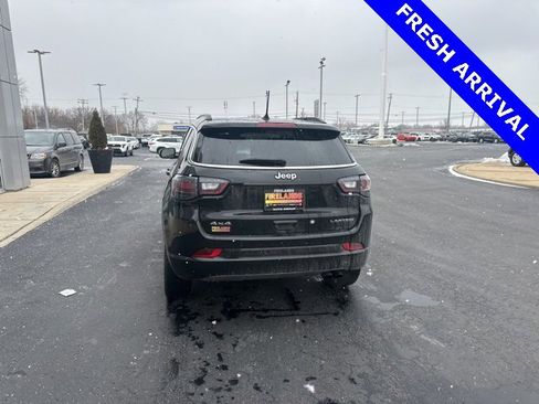 Used 2022 Jeep Compass Limited w/ Elite Group image 23