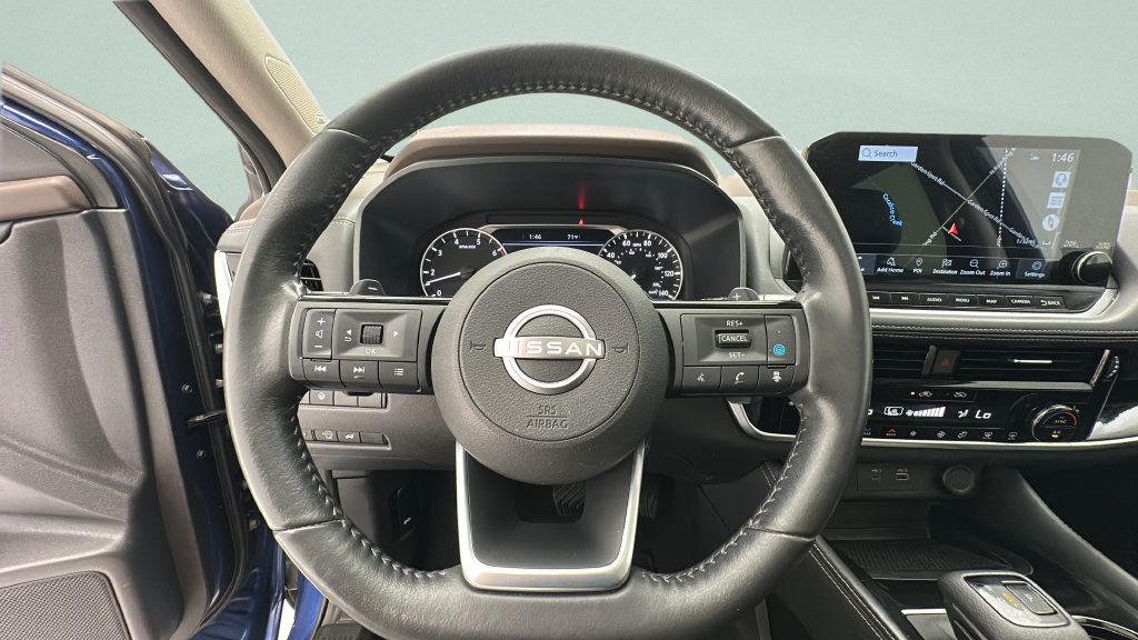 Used 2023 Nissan Rogue SL w/ SL Premium Package AWD/4WD image 15