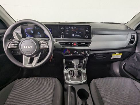New 2026 Kia Seltos LX image 14
