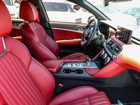 Used 2023 Genesis G70 2.0T w/ Sport Prestige Package AWD/4WD image 19
