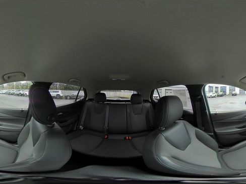 Used 2025 Buick Encore GX Preferred image 41