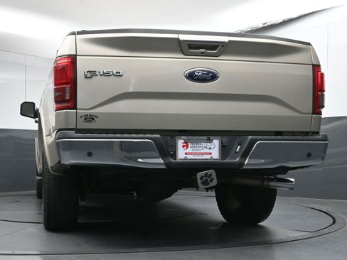 Used 2017 Ford F150 Lariat w/ Equipment Group 502A Luxury image 29