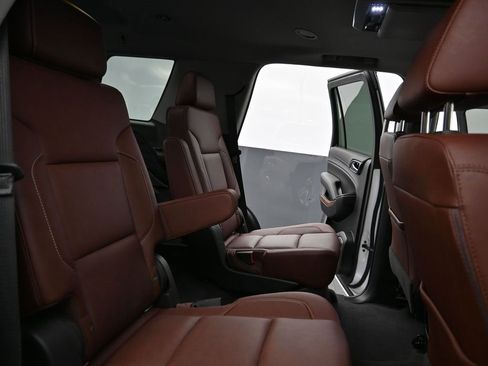 Used 2020 Chevrolet Tahoe Premier w/ Premier Plus Edition image 23