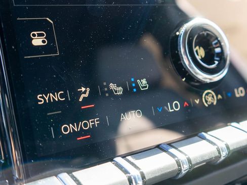 New 2026 GMC Yukon XL Denali image 30