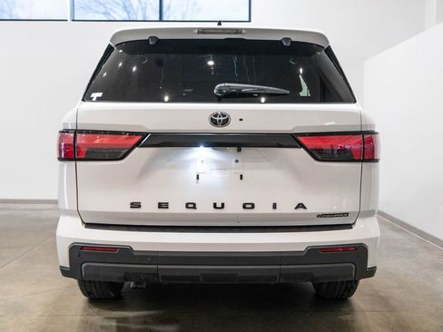 Certified 2025 Toyota Sequoia SR5 AWD/4WD image 8