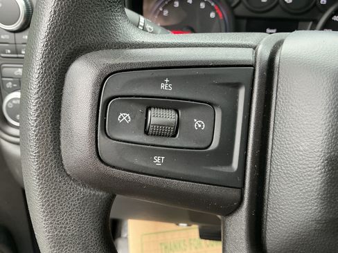 Used 2021 GMC Sierra 1500 4x4 Crew Cab w/ Sierra Value Package image 17
