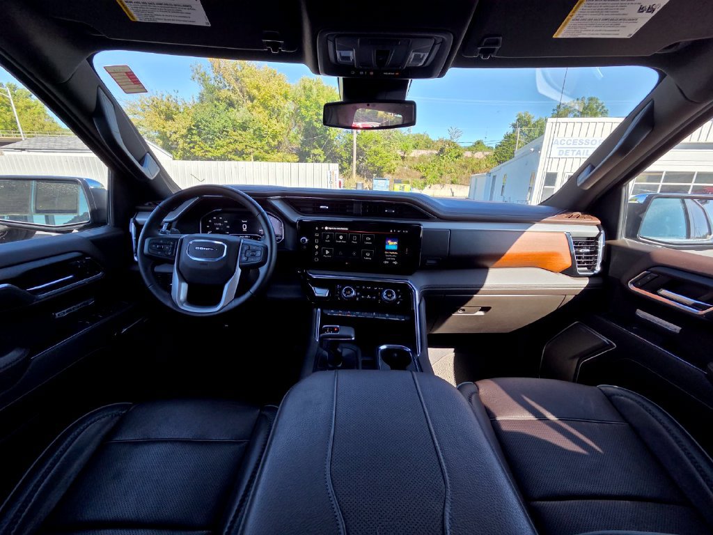 Used 2019 GMC Sierra 1500 Denali w/ Denali Ultimate Package AWD/4WD image 31