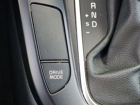 Used 2023 Kia Soul LX w/ Option Group 015 image 17