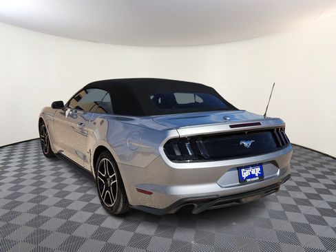 Used 2022 Ford Mustang Premium image 3