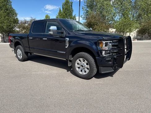 Used 2022 Ford F350 Platinum w/ FX4 Off-Road Package AWD/4WD image 12