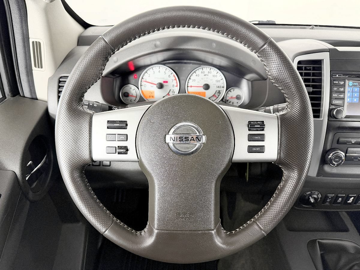Used 2015 Nissan Xterra PRO-4X AWD/4WD image 54