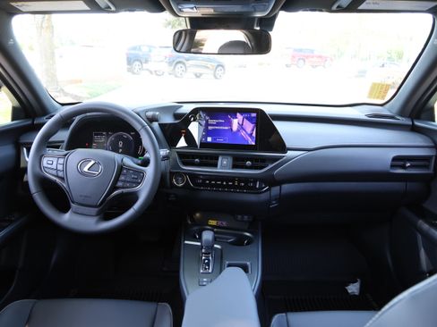 Used 2026 Lexus UX 300h FWD image 15