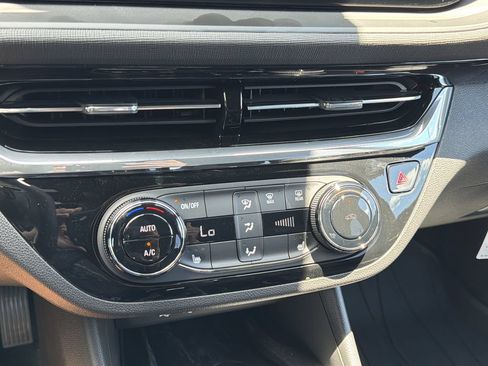 New 2026 Buick Envista Sport Touring w/ Convenience I Package FWD image 6