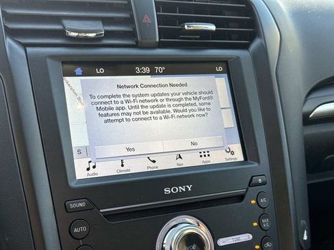 Used 2019 Ford Fusion Energi Titanium image 24