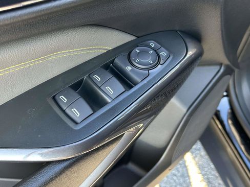 New 2026 Chevrolet Trax ACTIV w/ Sunroof Package image 17