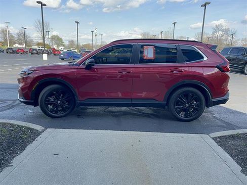 Used 2023 Honda CR-V Sport Touring image 4