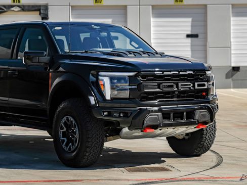 Used 2025 Ford F150 Raptor w/ Equipment Group 803A Raptor R image 24
