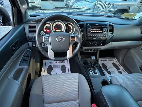 Used 2012 Toyota Tacoma 4x4 Double Cab image 17