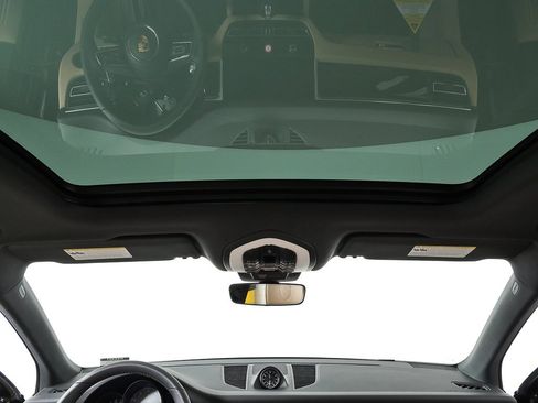 New 2026 Porsche Macan S image 20