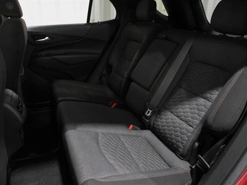 Used 2018 Chevrolet Equinox LT w/ Sun & Infotainment Package image 19