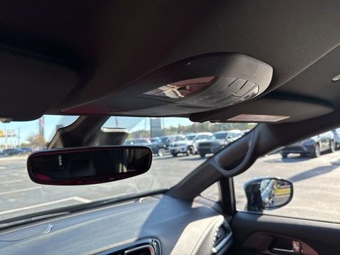 New 2026 Chrysler Pacifica Select image 16