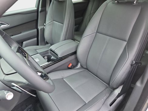 New 2026 Land Rover Range Rover Velar Dynamic SE image 15