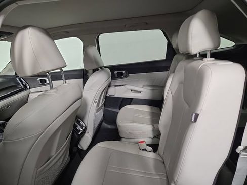 Certified 2024 Kia Sorento SX AWD/4WD image 13