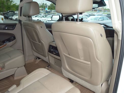 Used 2015 Chevrolet Suburban LTZ AWD/4WD image 28