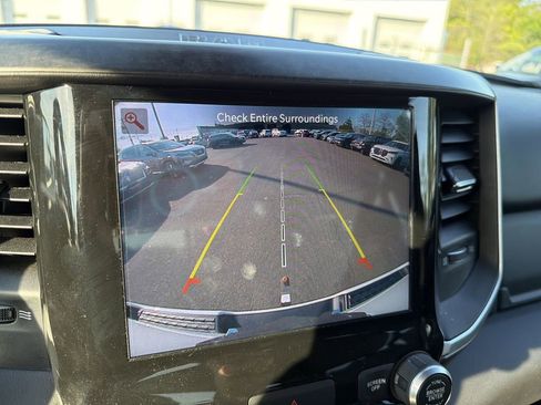 Used 2022 RAM 1500 Big Horn AWD/4WD image 25