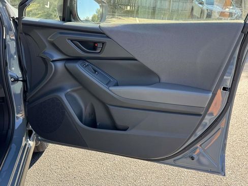 Certified 2025 Subaru Crosstrek 2.0i Premium image 8