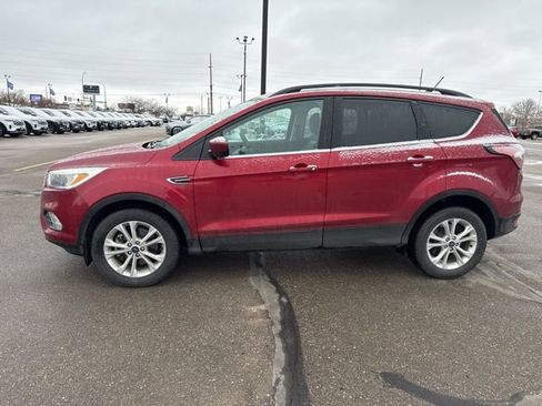 Used 2018 Ford Escape SE w/ SE Sync 3 Package image 7