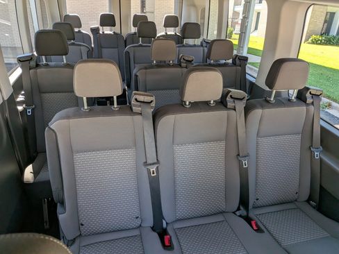 Used 2025 Ford Transit 350 XLT image 18