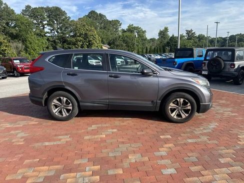 Used 2018 Honda CR-V LX image 16