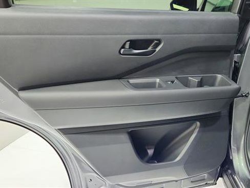 New 2026 Nissan Pathfinder SV image 23