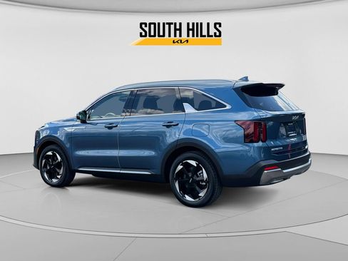 Used 2025 Kia Sorento EX AWD/4WD image 3
