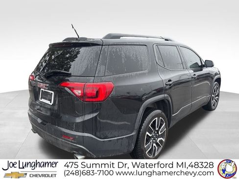 Used 2019 GMC Acadia SLT w/ Black Edition image 3
