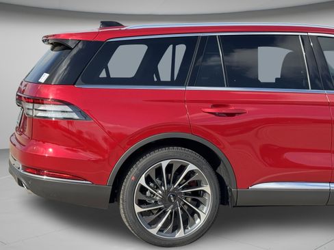 New 2026 Lincoln Aviator Reserve RWD image 32