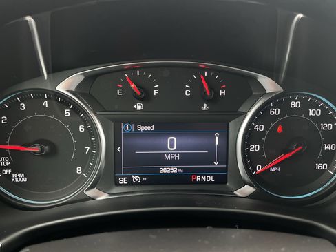 Used 2023 Chevrolet Equinox LT image 11