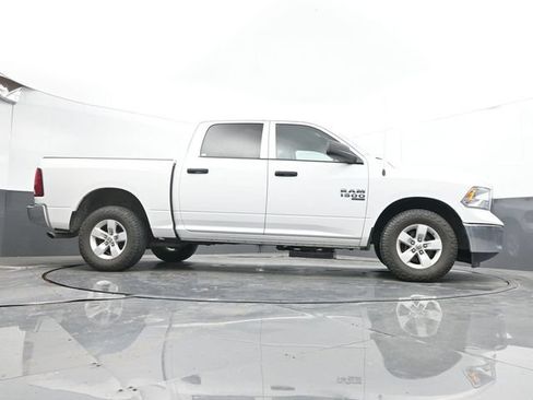 Used 2022 RAM 1500 Classic SLT w/ Protection Group AWD/4WD image 23
