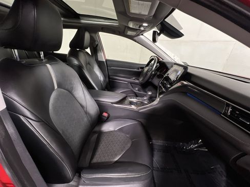 Used 2021 Toyota Camry XSE image 26