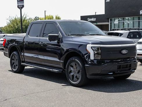 Used 2025 Ford F150 Lightning Flash AWD/4WD image 6