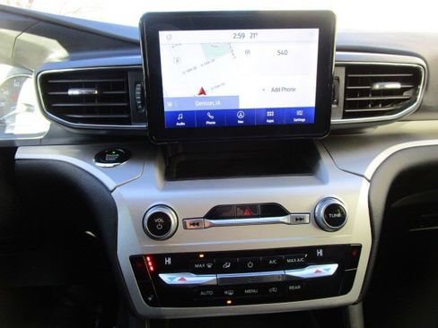 Used 2020 Ford Explorer XLT w/ Equipment Group 202A image 15