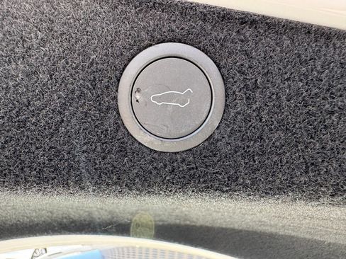 Used 2024 Tesla Model 3 Standard Range RWD image 25