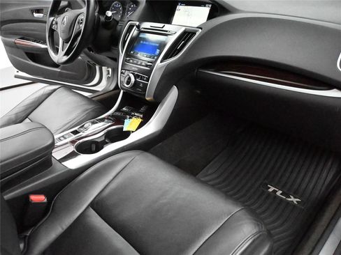 Used 2016 Acura TLX V6 SH-AWD w/ Advance Package image 17