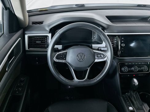 Used 2023 Volkswagen Atlas SE image 17