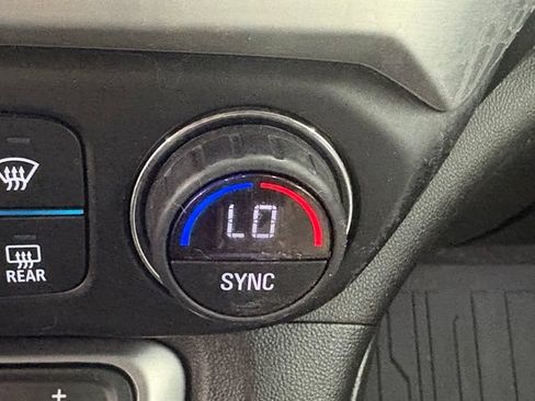 Used 2021 GMC Acadia SLE w/ Driver Convenience Package FWD image 33