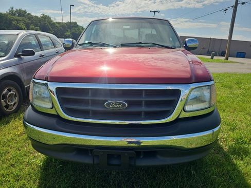 Used 2002 Ford F150 XLT RWD image 2