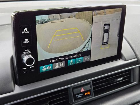 Used 2025 Honda Pilot Black Edition image 36