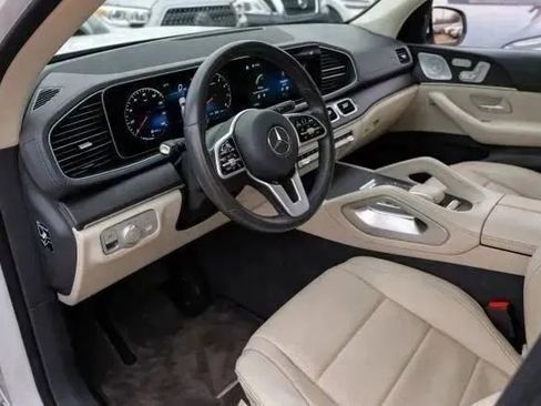 Used 2020 Mercedes-Benz GLS 450 4MATIC image 3